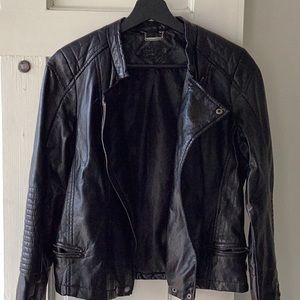 Semi-new Black Leather biker jacket
